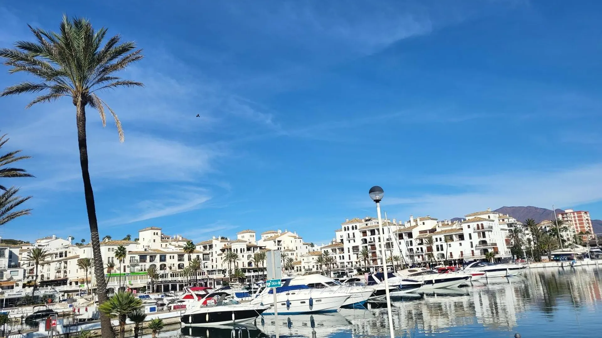 מנילבה Monte Duquesa Large 2 Bed Ground Floor, Close To Port And Beach With Communal Pool דירה